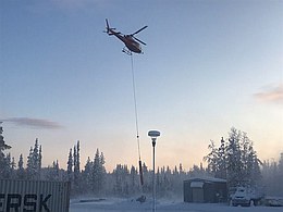 Geborgene Rakete am Hubschrauber (Bild: Airbus)