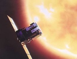 SOHO beobachtet die Sonne - Künstlerische Darstellung. (Bild: ESA)