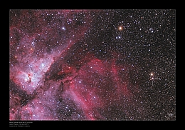 Es kommt zur Explosion, bei der Wasserstoff verbrannt wird und gewaltige Schockfronten entstehen. So können plötzlich Sterne, die vorher nur mit Fernrohren beobachtbar waren, mit freiem Auge gesehen werden. (Bild W. Paech & F. Hofmann, Chamaeleon and Onjala Observatory, Namibia)