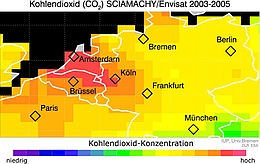 Erhöhte Konzentration des Treibhausgases Kohlenstoffdioxid über Europa. Gemessen mit SCIAMACHY, dem Satelliteninstrument auf ENVISAT. Klar zu erkennen sind erhöhte CO2-Konzentrationen (in rot) über Europas Hauptballungsgebiet, welches sich von Amsterdam bis etwa Frankfurt erstreckt.
(Bild: Uni Bremen)
