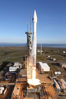 Atlas V startet mit DMSP F19 von der VAFB
(Bild: ULA)