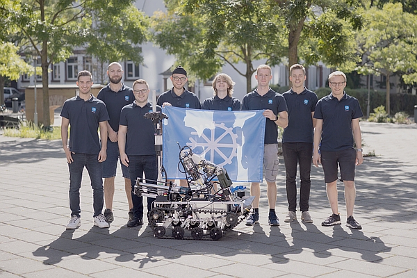 Mit ihrem Mars-Rover ARES tritt das FRoST-Team der Frankfurt UAS erneut bei der European Rover Challenge in Polen an. (Foto: Frankfurt UAS)