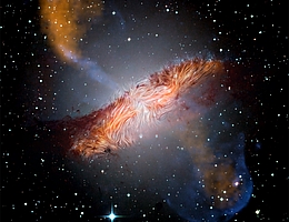 Zusammengesetztes Bild von Centaurus A. Von SOFIA vermessene Magnetfelder sind als Stromlinien über einem Bild der Galaxie gezeigt, das bei sichtbaren und Submillimeter-Wellenlängen von der Europäischen Südsternwarte (ESO) und dem Atacama Pathfinder Experiment (APEX) aufgenommen wurde, sowie bei Röntgen-Wellenlängen vom Chandra-Röntgenobservatorium und bei Infrarot-Wellenlängen vom Spitzer-Weltraumteleskop. Die großräumigen Magnetfelder, die sich über 1.600 Lichtjahre erstrecken, verlaufen parallel zu den im sichtbaren Licht und bei anderen Wellenlängen sichtbaren Staubspuren. (Bild: Optisch: European Southern Observatory (ESO) Wide Field Imager; Submillimeter: Max-Planck-Institut für Radioastronomie/ESO/Atacama Pathfinder Experiment (APEX)/A.Weiss et al.; Röntgen und Infrarot: NASA/Chandra/R. Kraft; JPL-Caltech/J. Keene; SOFIA/L. Proudfit.)