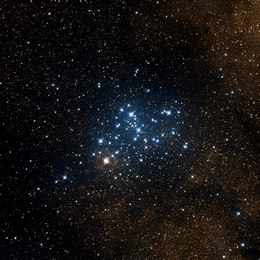 Messier 6: Ein optisches Bild des Messier 6-Sternhaufens, auch bekannt als "Butterfly-Haufen", aus dem zweiten Digitized Sky Survey (DSS2). Dieser Haufen ist einer der am frühesten entstandenen der Messier 6-Familie und ist der Namensgeber der Familie. (Bild: ESO/STScI Digitized Sky Survey II)