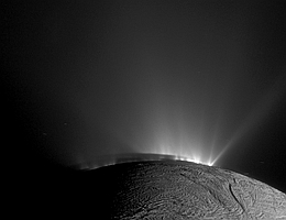 Enceladus im Blick der Raumsonde Cassini am 30. November 2010. (Bild: NASA/JPL-Caltech/Space Science Institute)