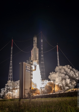 Ariane 5 mit Flugnummer VA261 verlässt die Startrampe. (Bild: ESA-CNES-Arianespace/Optique video du CSG/P. Piron)