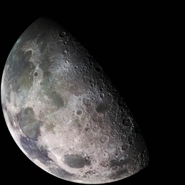 Anders als die Erde besitzt der Mond nur eine sehr, sehr dünne Atmosphäre. (Bild: NASA/JPL/USGS)