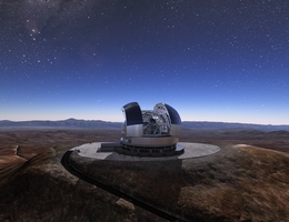 Künstlerische Darstellung des fertigen Teleskops am Cerro Amazones in Chile. (Bild: ESO/L. Calçada)