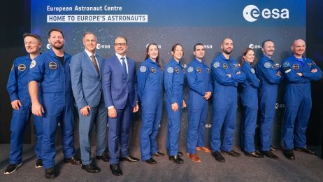 ESA-Astronautenklasse 2022 beim Abschluss ihrer Grundausbildung am 22. April 2024 Bild: ESA